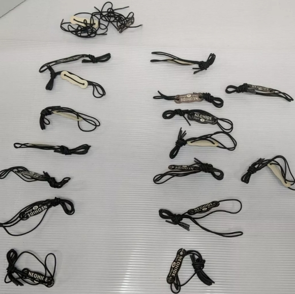 Vintage Neohide Shoelaces, Vintage Leather Shoe Laces, Black, New Old Stock - Picture 4 of 4